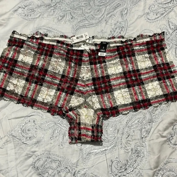 Torrid Winter plaid lace bralette 4x and Matching panties 3x - Picture 6 of 7